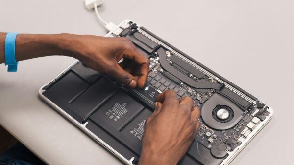 Top services de réparation d'ordinateurs à Bordeaux