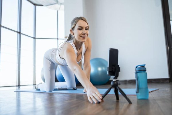 Quels formats de contenu vidéo sont les plus efficaces pour promouvoir des cours de développement web en ligne ?